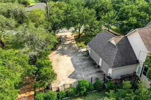 400 Bedford Dr, Spicewood, TX 78669 - Photo 28