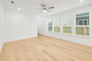 220 Menlo Bnd, Liberty Hill, TX 78642 - Photo 6