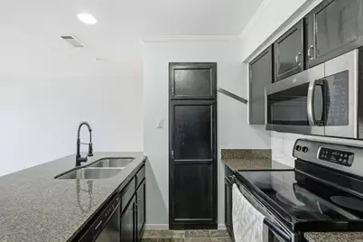 8888 Tallwood Drive #2206, Austin, TX 78759 - Photo 8