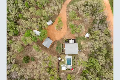 12975 Young Ln Lane, Carmine, TX 78322 - Photo 32