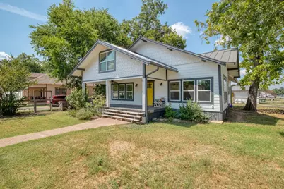 107 N Brazos Street, Granger, TX 76530 - Photo 4