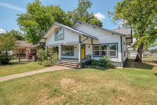 107 N Brazos St, Granger, TX 76530 - Photo 4