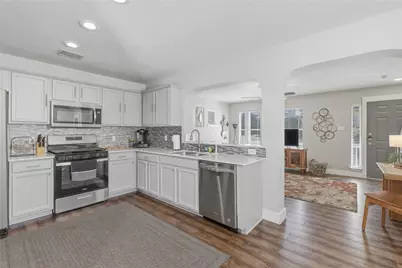 106 Franke, Kyle, TX 78640 - Photo 2