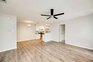 915 Chisholm Cove, Round Rock, TX 78681 - Photo 2