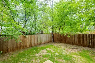 915 Chisholm Cove, Round Rock, TX 78681 - Photo 32