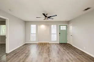 915 Chisholm Cove, Round Rock, TX 78681 - Photo 6