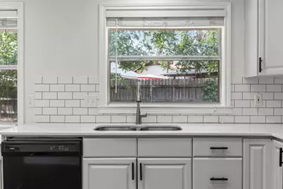 10408 Firethorn Lane, Austin, TX 78750 - Photo 8