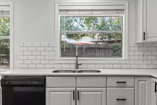 10408 Firethorn Ln, Austin, TX 78750 - Photo 8