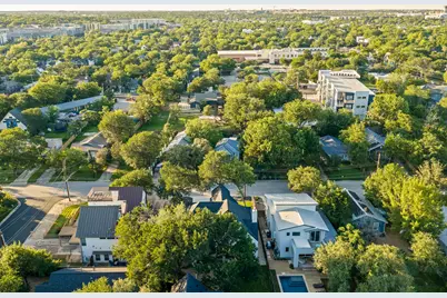 2603 Sol Wilson Avenue, Austin, TX 78702 - Photo 38