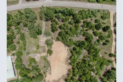 463 Kaanapali Lane, Bastrop, TX 78602 - Photo 2