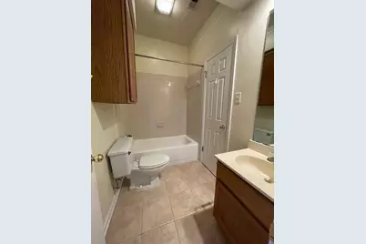 715 W 22 1/2 Street #306, Austin, TX 78705 - Photo 16