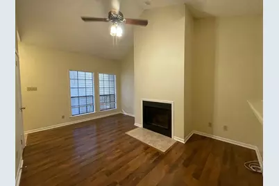 715 W 22 1/2 Street #306, Austin, TX 78705 - Photo 6
