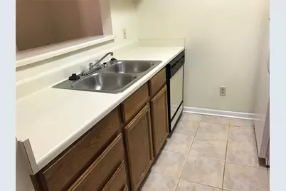 715 W 22 1/2 Street #306, Austin, TX 78705 - Photo 10