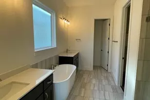 137 Limestone Dr, Georgetown, TX 78628 - Photo 8