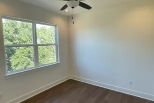 137 Limestone Dr, Georgetown, TX 78628 - Photo 12