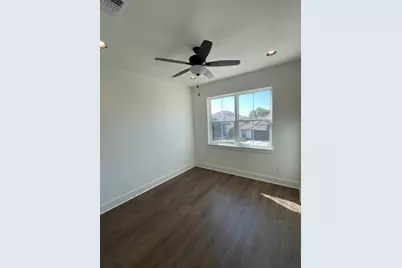 137 Limestone Drive, Georgetown, TX 78628 - Photo 14