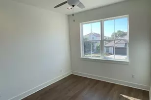 137 Limestone Dr, Georgetown, TX 78628 - Photo 14