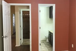 806 W 24th St, Austin, TX 78705 - Photo 4