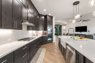112 Capalin Ct, Liberty Hill, TX 78642 - Photo 8