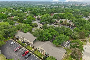 1015 E Yager Ln, Austin, TX 78753 - Photo 16