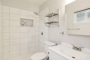 8621 Putnam Dr, Austin, TX 78757 - Photo 16