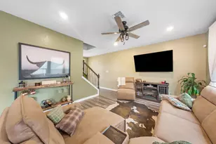 364 Dakota Crk, New Braunfels, TX 78130 - Photo 4