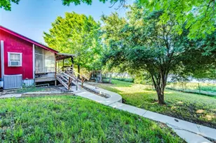 501 Engelke Rd, Niederwald, TX 78640 - Photo 16