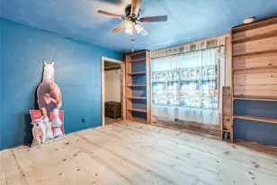 501 Engelke Rd, Niederwald, TX 78640 - Photo 8