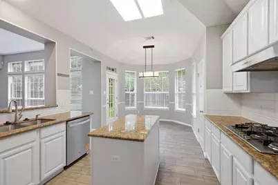 10008 Lachlan Drive, Austin, TX 78717 - Photo 4