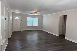 298 Lamaloa Ln, Bastrop, TX 78602 - Photo 4
