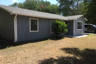 298 Lamaloa Ln, Bastrop, TX 78602 - Photo 2