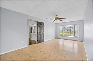 650 W Austin Rd, Luling, TX 78648 - Photo 8