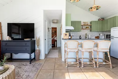 336 Coventry Road, Spicewood, TX 78669 - Photo 2