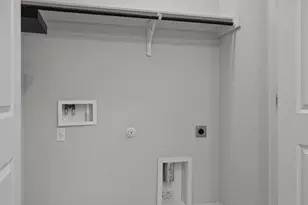 605 W South St, Leander, TX 78641 - Photo 28