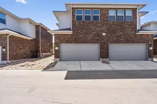 605 W South St, Leander, TX 78641 - Photo 8