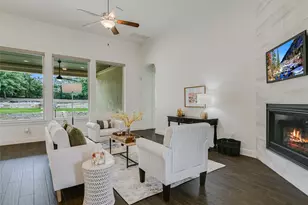 119 Loysoya St, Bastrop, TX 78602 - Photo 4