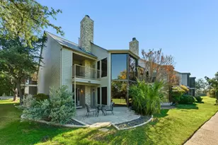 107 World of Tennis Sq, Lakeway, TX 78738 - Photo 32