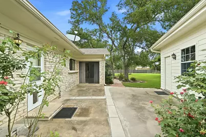 126 E Esparada Drive, Georgetown, TX 78628 - Photo 24