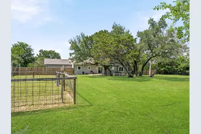 411 Carriage Oaks Drive, Liberty Hill, TX 78642 - Photo 34