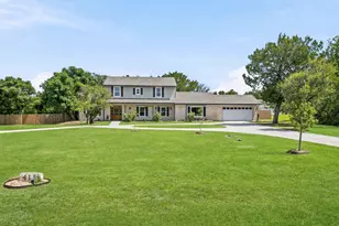411 Carriage Oaks Dr, Liberty Hill, TX 78642 - Photo 1