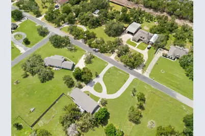 411 Carriage Oaks Drive, Liberty Hill, TX 78642 - Photo 36