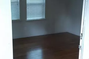 1139 Poquito St, Austin, TX 78702 - Photo 14