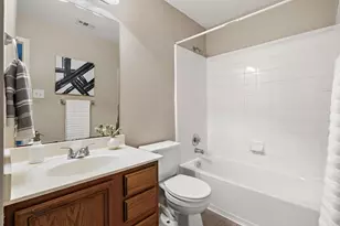 5705 Viewpoint Dr, Austin, TX 78744 - Photo 24