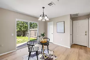 5705 Viewpoint Dr, Austin, TX 78744 - Photo 14