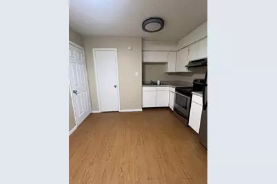 202 E 32nd Street #7, Austin, TX 78705 - Photo 4