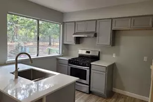6317 Thurgood Ave, Austin, TX 78721 - Photo 2