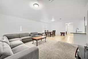 100 Liard River Rd, Hutto, TX 78634 - Photo 8