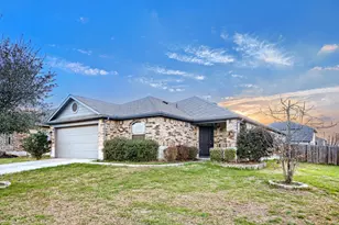 100 Liard River Rd, Hutto, TX 78634 - Photo 2