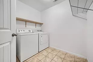 100 Liard River Rd, Hutto, TX 78634 - Photo 16