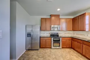 455 Gina Dr, Kyle, TX 78640 - Photo 16